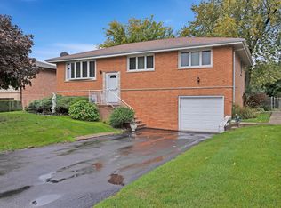 7706 S 78th Ct, Bridgeview, IL 60455