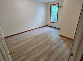 10 Mountain View Blvd #3, South Burlington, VT 05403