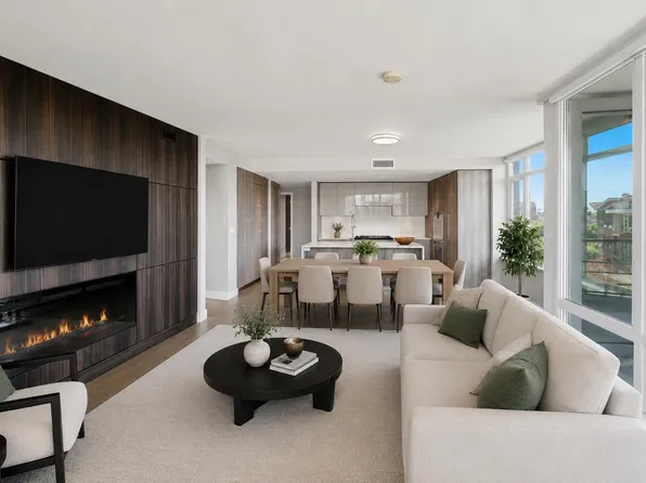 210 Salter St #504, New Westminster, BC V3M 0J9