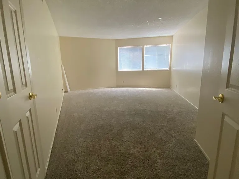 84 McFaul Way — Photo 4