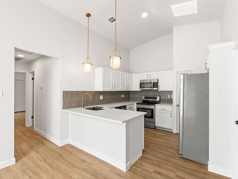 1st image of 13018 Brook Garden Ln