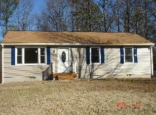 15713 Gary Ave, Chester, VA 23831