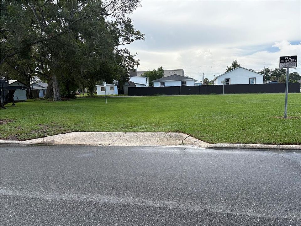1st image of 210 W 7TH STREET LOT 8