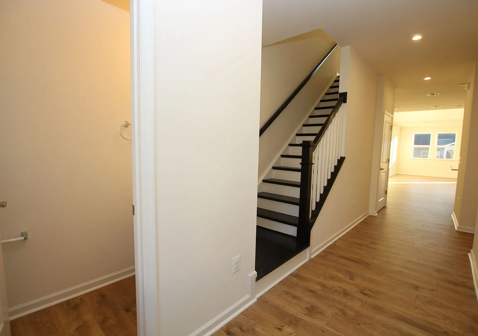 Comfortable Ocean View Townhome Near Delaware's Beautiful Beaches! — Photo 2
