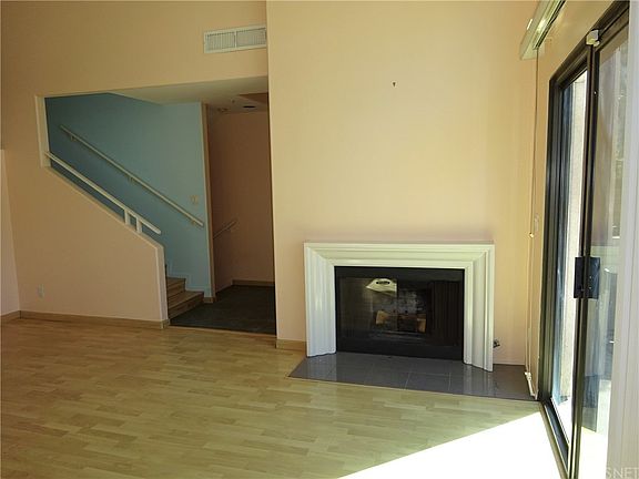 3rd image of 7111 Hannum Ave