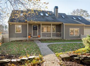 42 Farm Dr, Cumberland, RI 02864