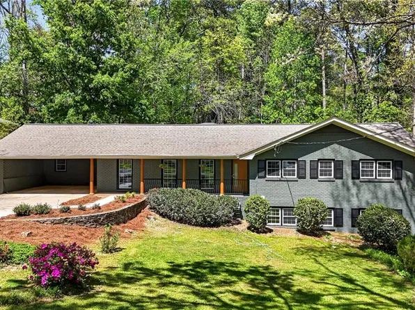 2595 Landeau Cir, Tucker, GA 30084