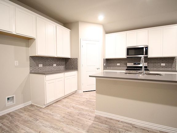 3rd image of 6317 Armadillo Ct