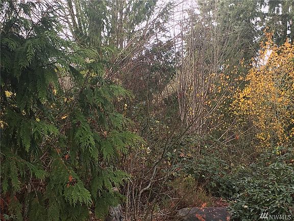 2nd image of 9260 NE White Horse Dr
