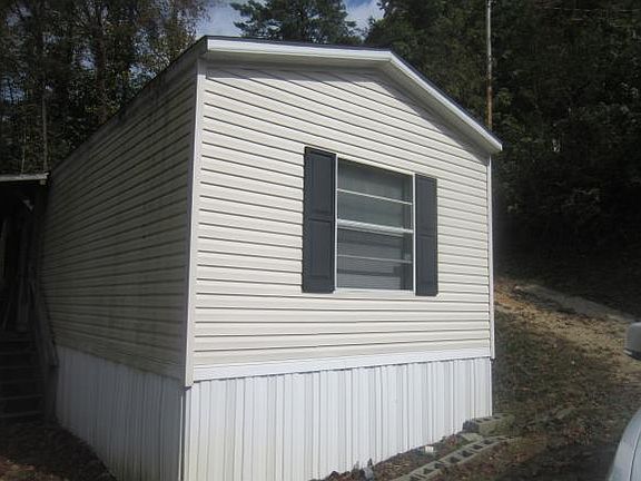 4th image of 2112 Lakeview Dr