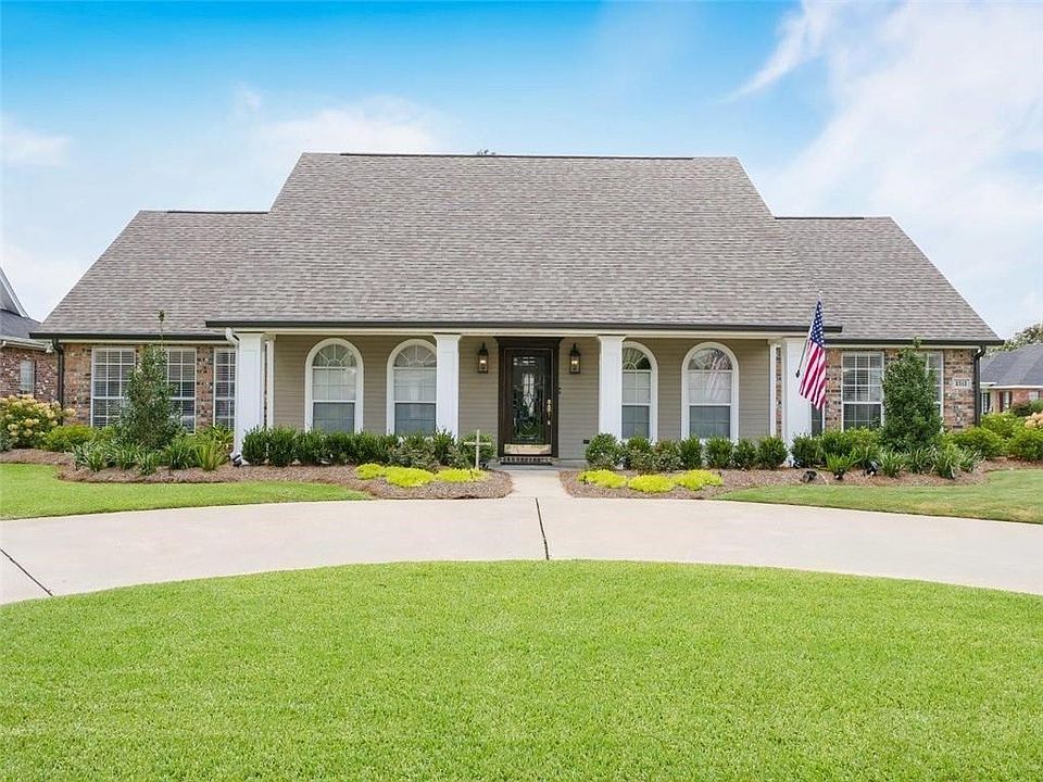 1st image of 2513 Karen Ln