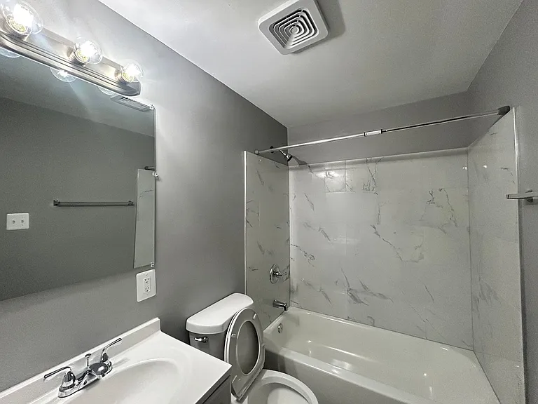 814 N Central Ave — Photo 5