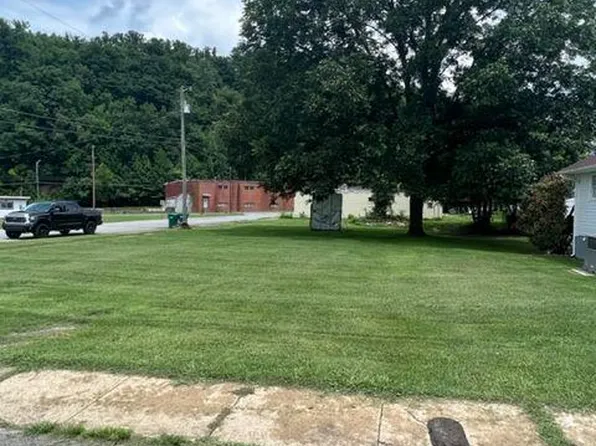 Watauga Ave, Erwin, TN 37650