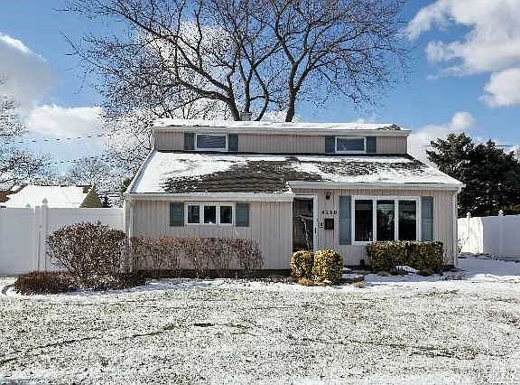2nd image of 4250 Ludwig Ln