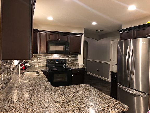 3rd image of 608 Slippery Moss Dr