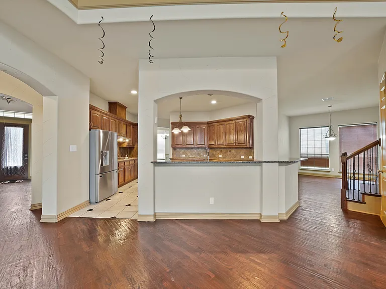 2245 Homestead Ln — Photo 11