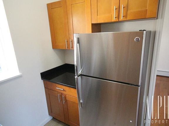 5th image of 38 Allen St APT 7
