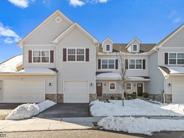 12 Daisy Dr, Franklin Twp., NJ 08873