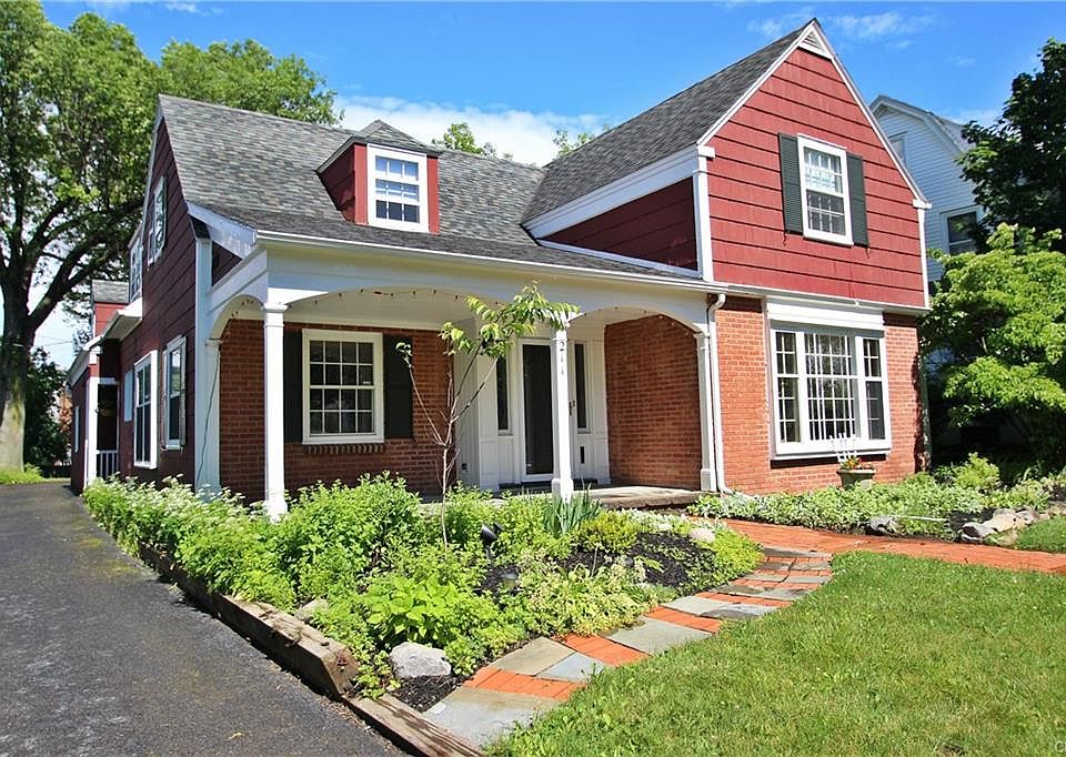 1st image of 211 Standish Dr