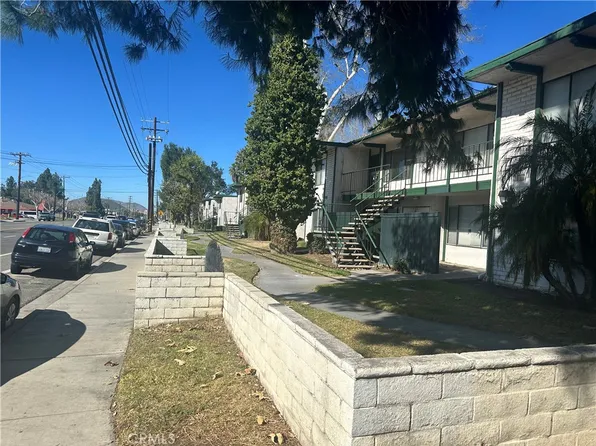 1735 E Washington St APT G11, Colton, CA 92324