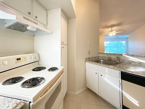3rd image of 1401 Village Blvd APT 2022