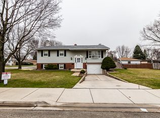 901 E Washington St, Itasca, IL 60143