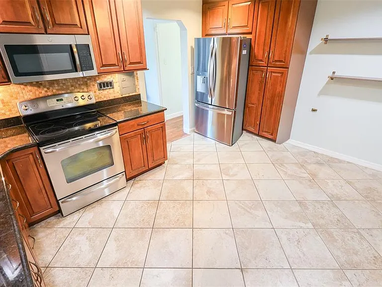 3104 W North A St — Photo 2