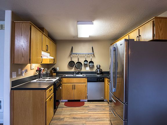3rd image of 4511 NE 136th Ave