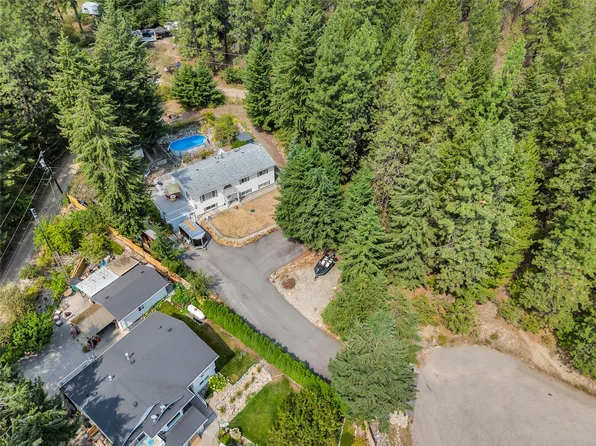 10736 Pinecrest Rd, Central Okanagan West, BC V1H 2C1