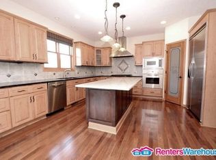 5035 Terraceview Ln N, Plymouth, MN 55446
