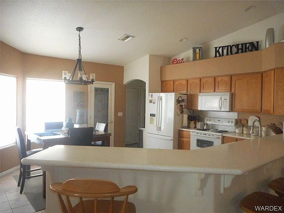 4th image of 4406 S Los Lobos Ln