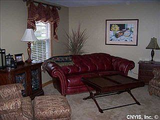 2nd image of 112 Viceroy Dr