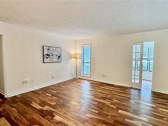 4th image of 713 Summit North Dr NE #713