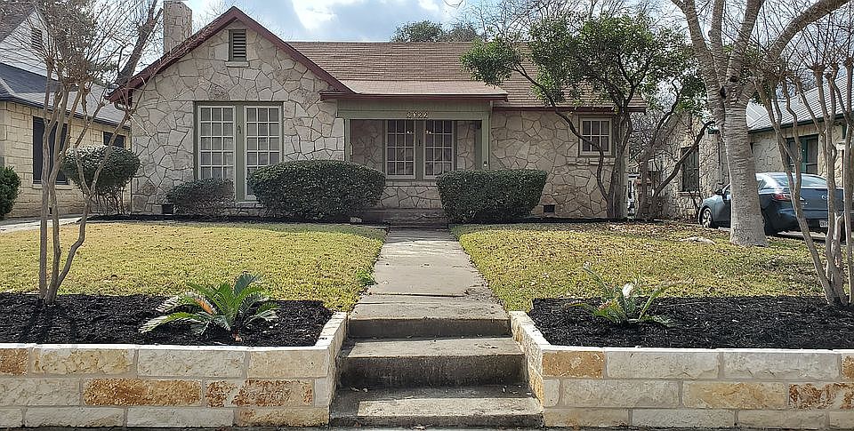 1st image of 2022 W Magnolia Ave