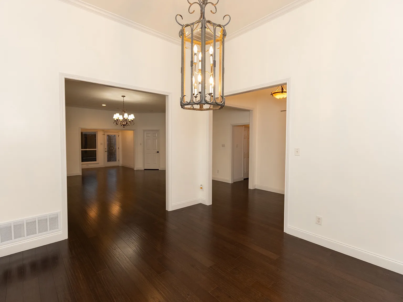 4669 Portrait Ln — Photo 3