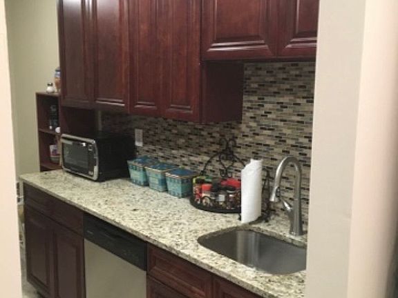 3rd image of 167 Amberly Dr Unit F