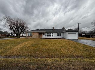 601 N Maple St, Vandalia, MO 63382