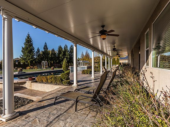 5th image of 4019 Wakehurst Ct