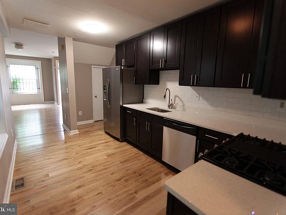 5th image of 1732 N Sydenham St