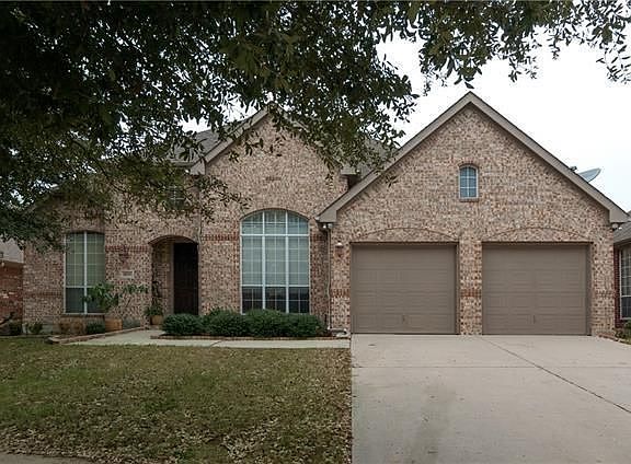 3rd image of 3829 Vernon Way