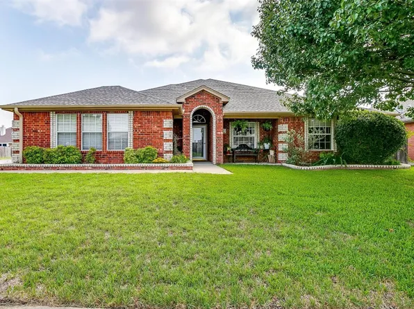 958 Aaron Dr, Burleson, TX 76028