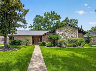5830 Yarwell Dr, Houston, TX 77096