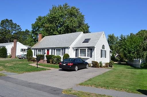 2nd image of 118 Lane Dr