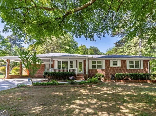 6696 Starling Dr SW, Mableton, GA 30126