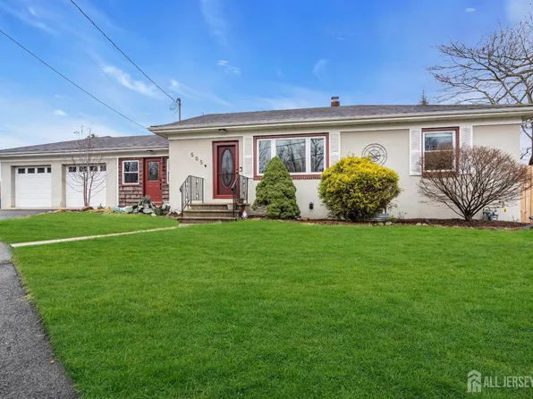 505 Summit St, Hightstown, NJ 08520