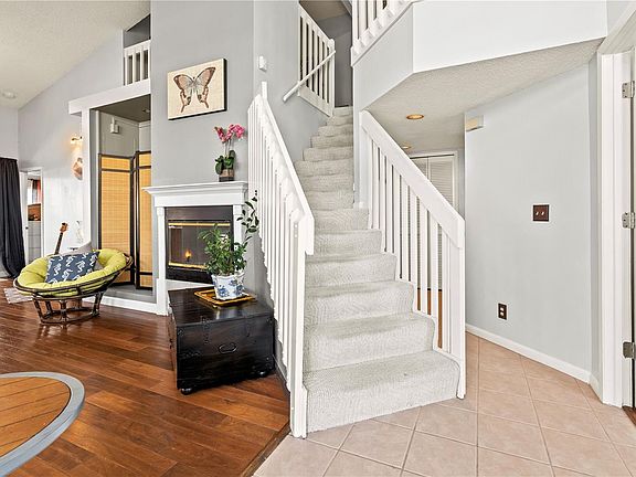 4th image of 1991 Georgia Cir S