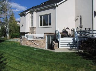 9765 Bay Hill Dr, Lone Tree, CO 80124