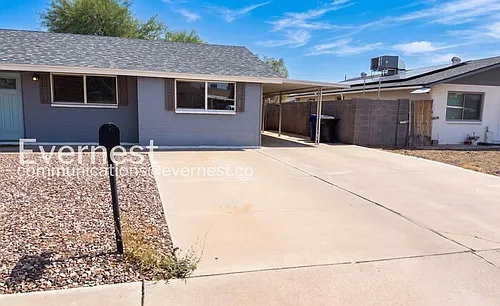 2333 E Camino St Photo 1