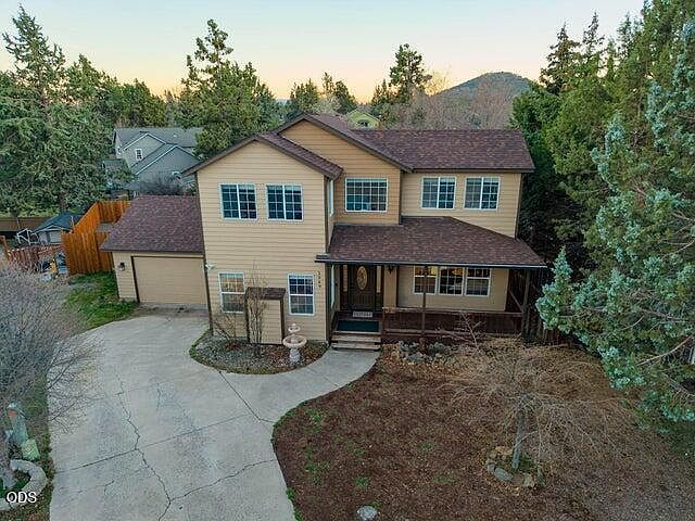 1st image of 2069 NE Hollow Tree Ln