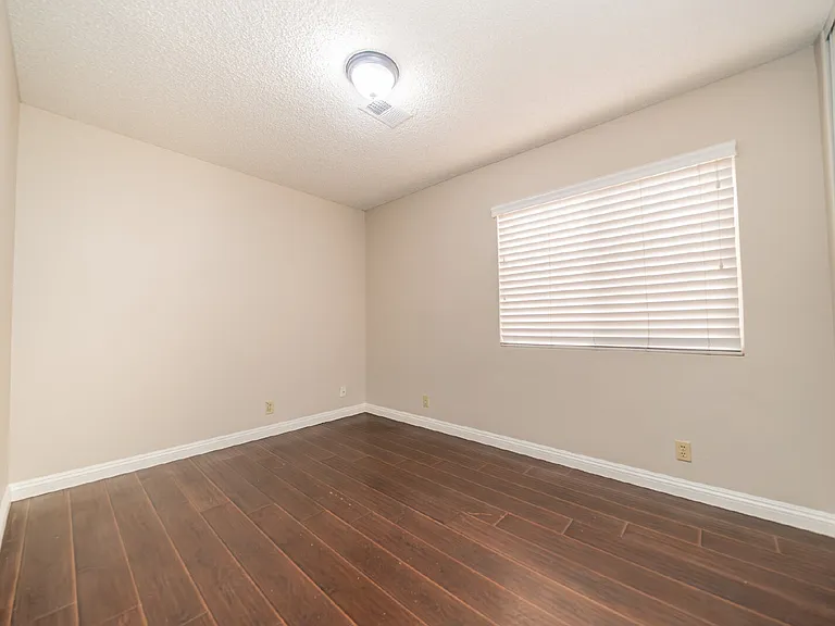 1229 Hibiscus St — Photo 18